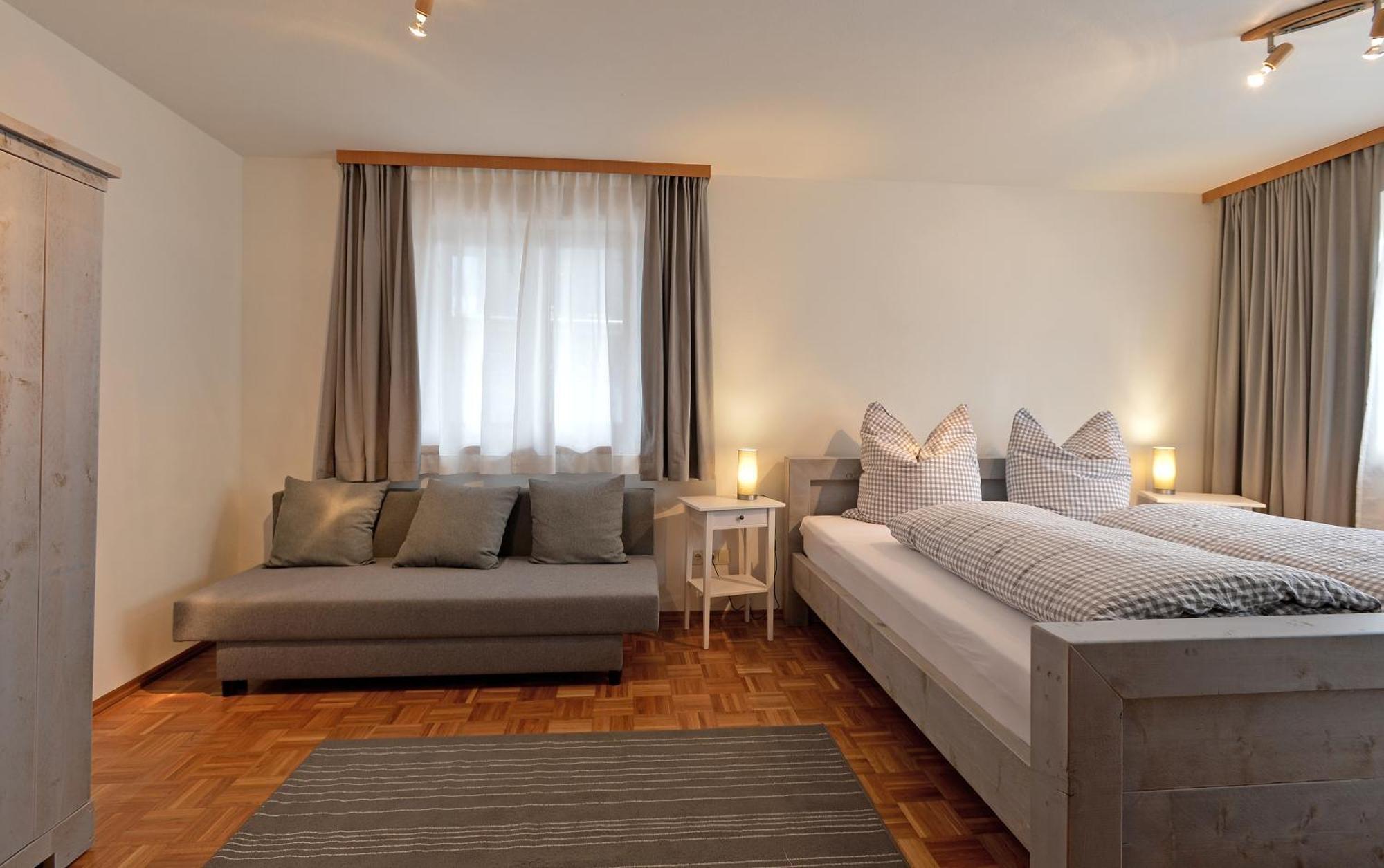 Wies Apartment *